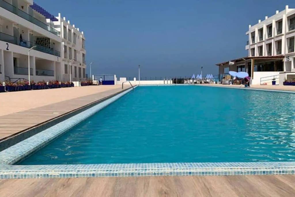 Apartment Pieds Dans L'eau, Piscine Face A La Mer - Adan Beach