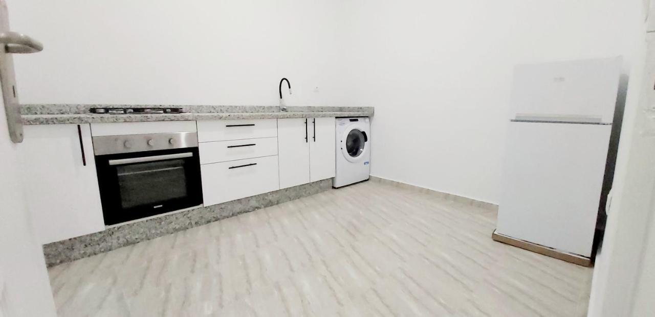 Close To Marina 105 Sqm Apartment *