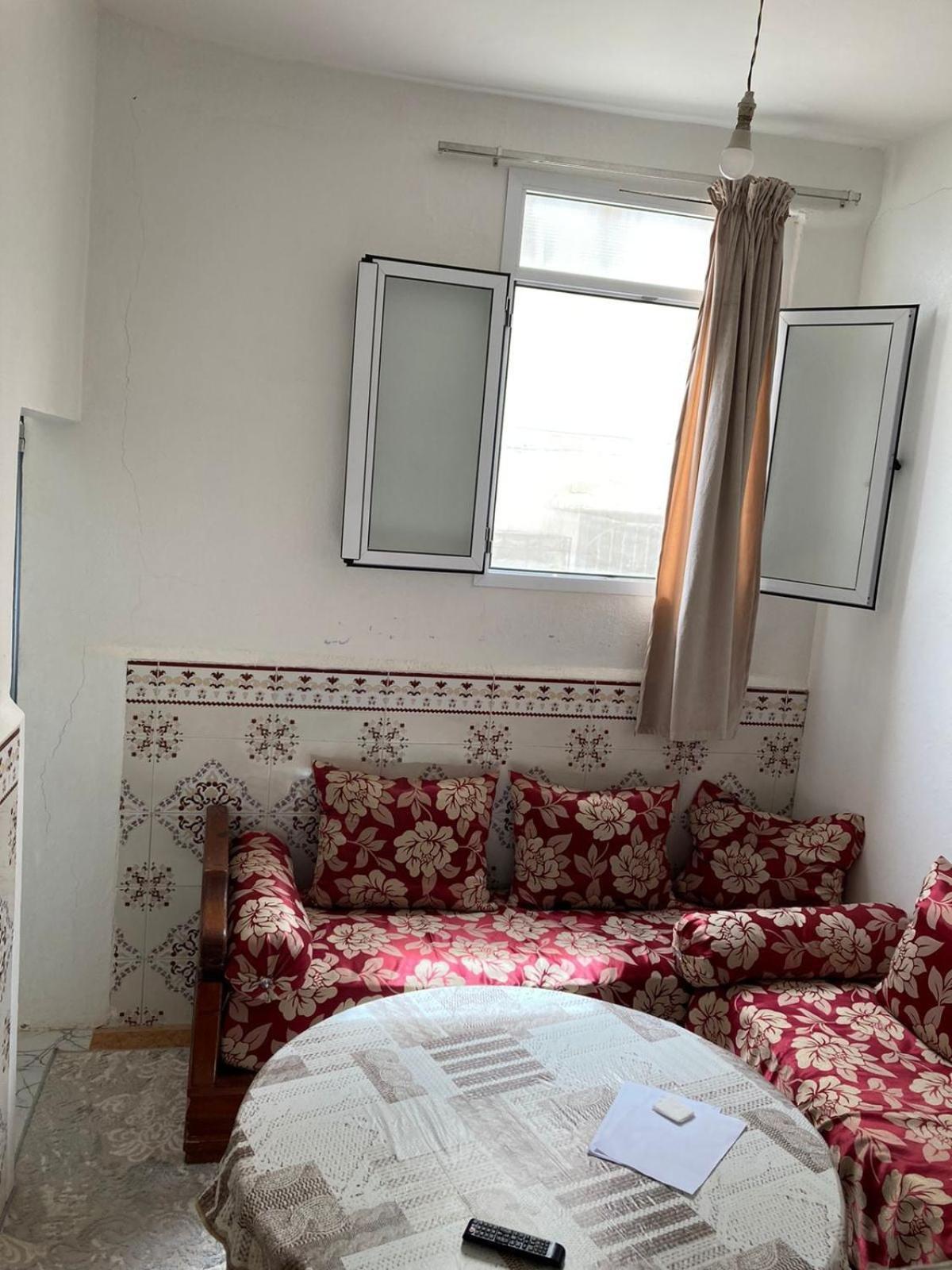 Small * Agadir