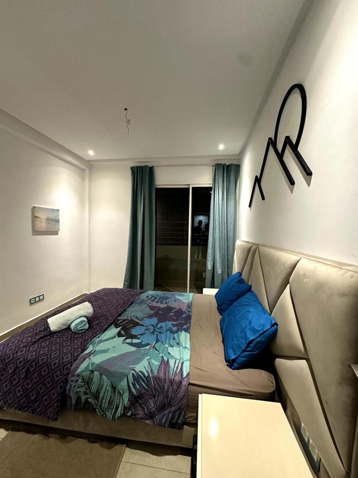 New Apartment, Swimming Pool, Beautiful View, 5 Min To The By Car