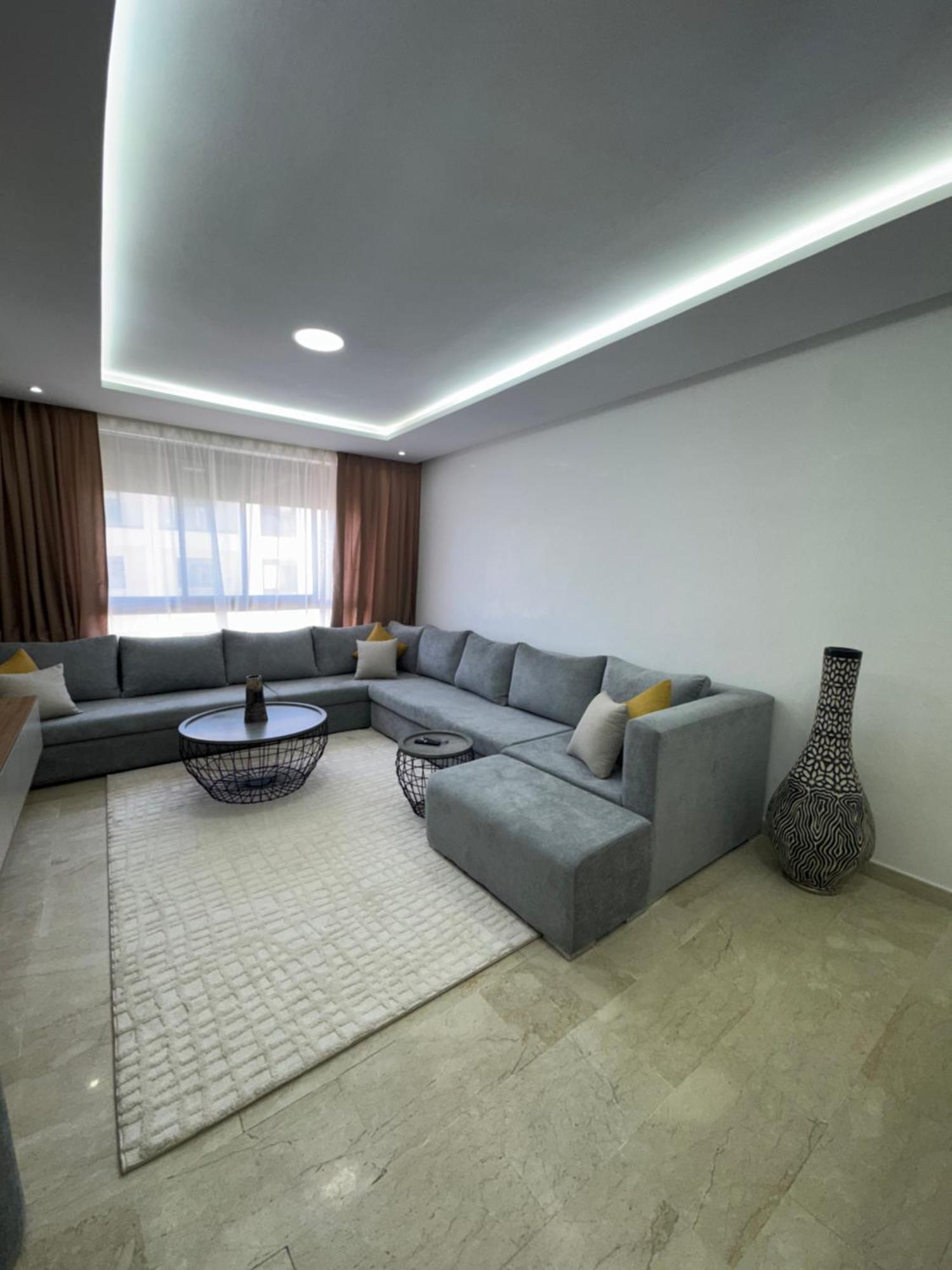 Apartment Avec Piscine En Centre Agadir