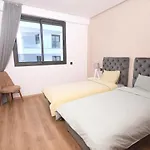 Cosy Appartement Central De Plage Avec Piscine