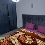 Luxuria Apartement