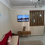 Apartment Lux And Cozy Close To Beach