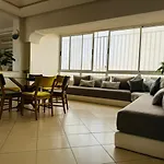 Bright City Apartement