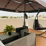 Bright City Apartement
