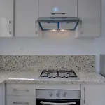 Chic & Cozy Sea View Apartment
