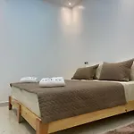 Line Up Surf House