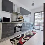 Appartement De Reve Au Coeur De L Action
