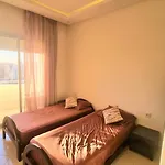 Brand New Bright Apartment