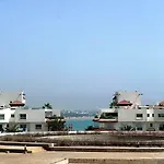 Marina Peakview 2Bds Apartment, 2Minbeach