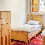 Single Bed - Cozy Dormitory - Surf Territory