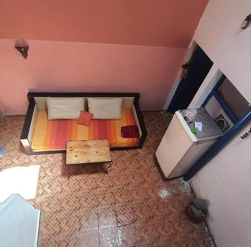Riad Khira