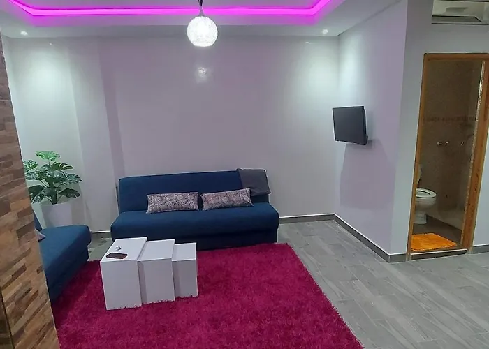 Luxuria Apartement