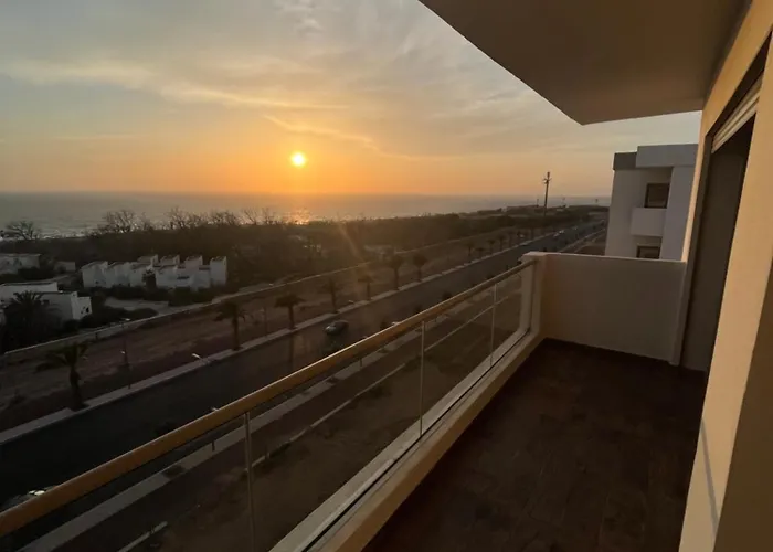 Surf & Sea Vista