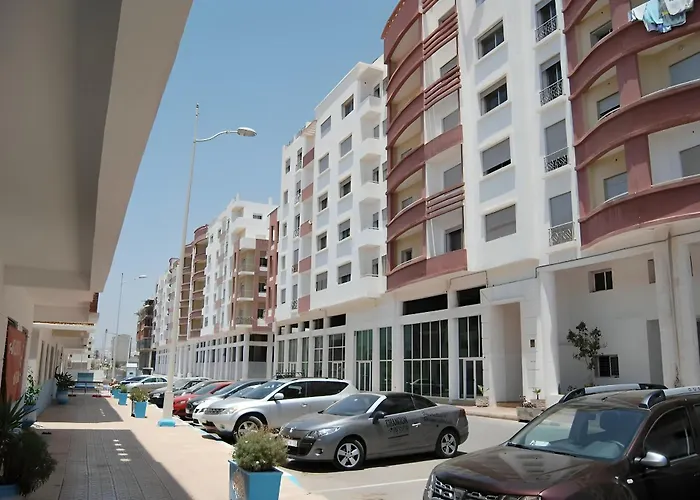 Brand New Bright Apartment