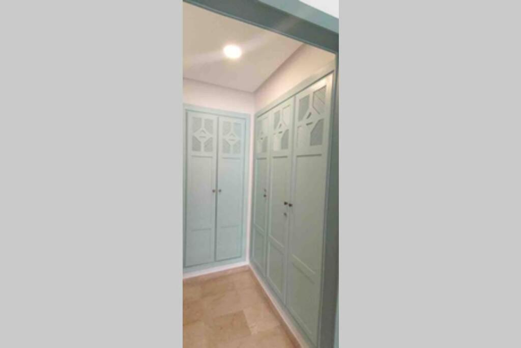Marina Standing 90m2 + Piscine Apartment
