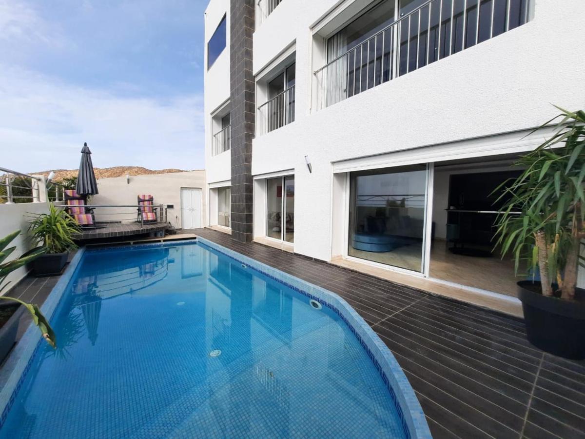 Avec Piscine Vue Villa *
