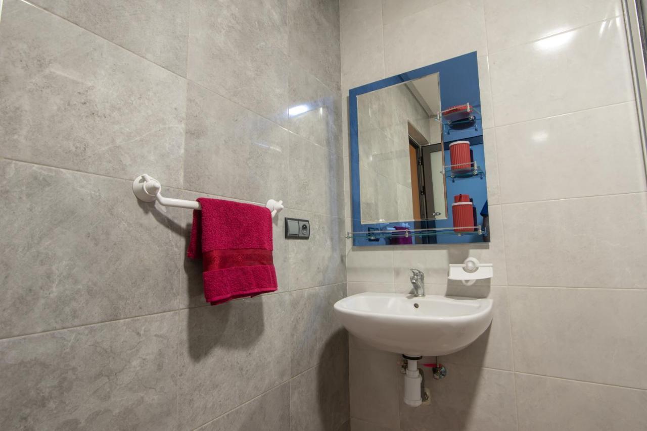 Adam's Apartments: Beach-near Downtown With Fiber Optic Wi-fi Agadir