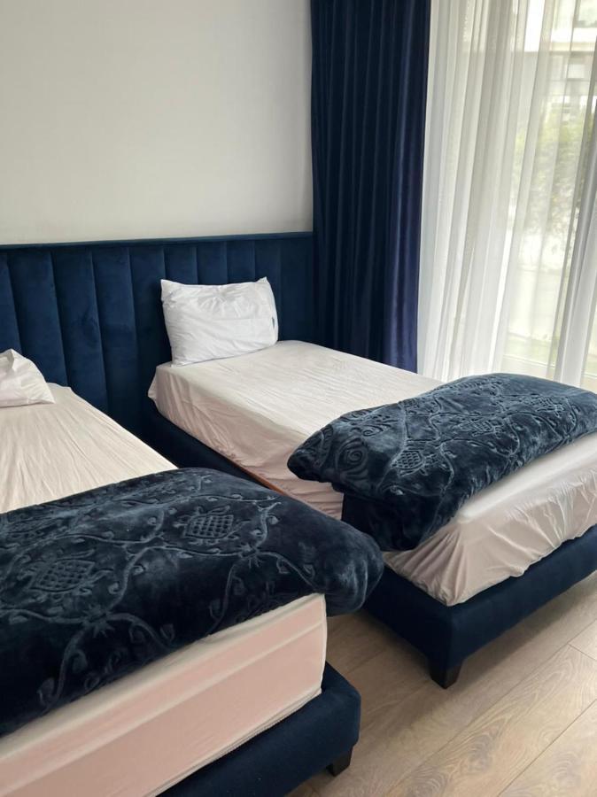 Apartment Luxury Spacious With Pool
