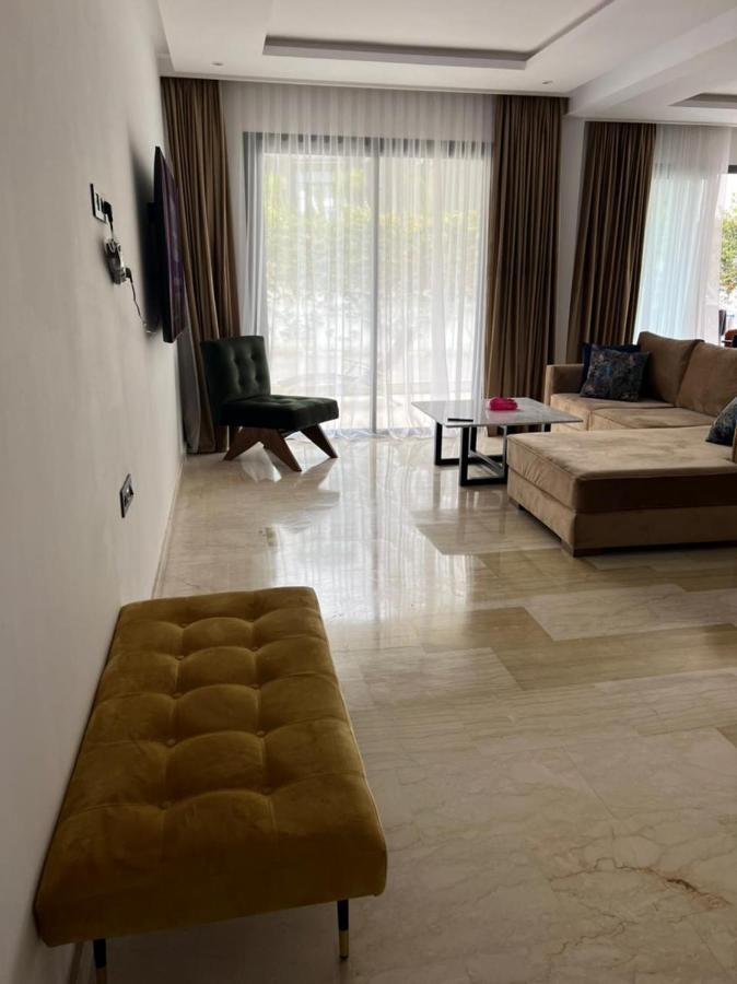 Luxury Spacious With Pool