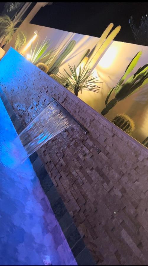 Nawal Et Sa Piscine Chauffee Sans Vis-a-vis Villa Agadir
