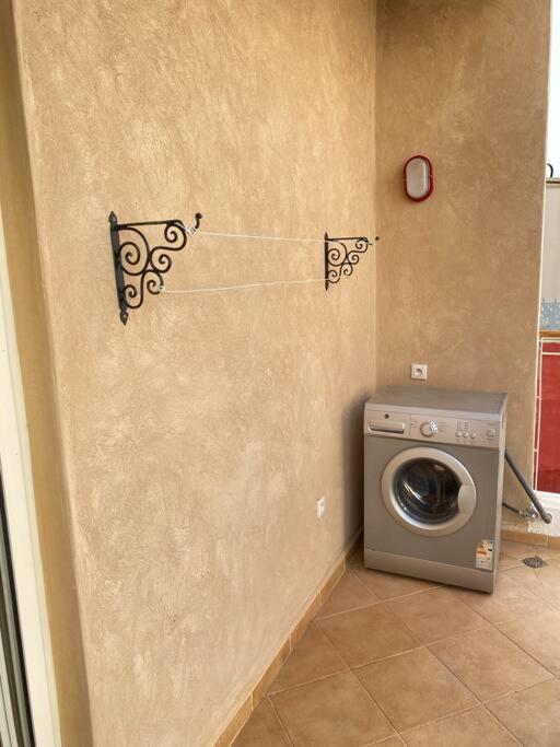 Apartment A6 Maison Blanche Imi Ouaddar *