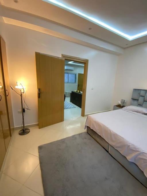 Apartment Geil In Zentrum Haut Founty