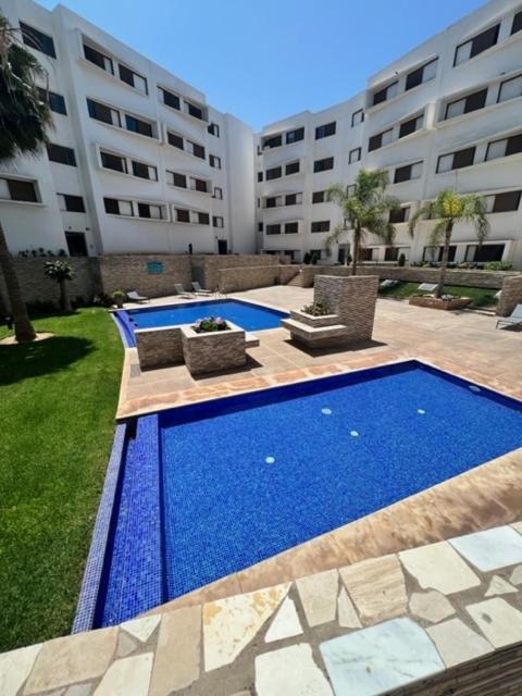 Lison - Luxe - Piscine - 4 Or 5 Px *