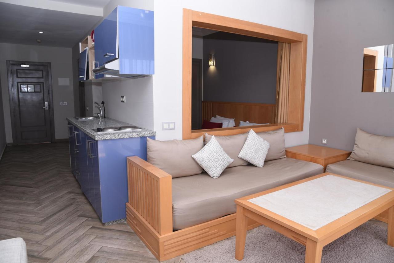 Golden Aparthotel 4*