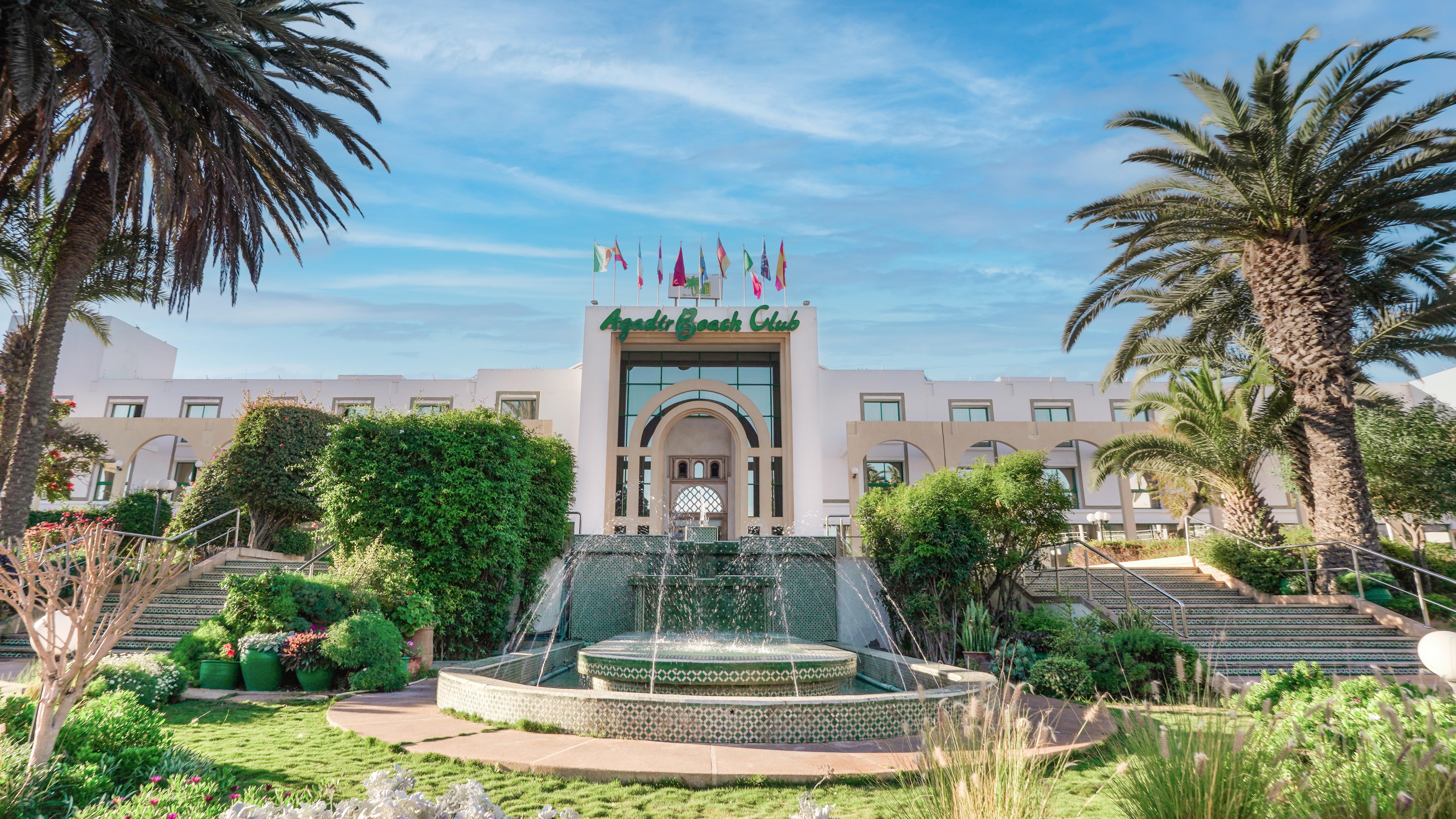 Club Hotel 4*