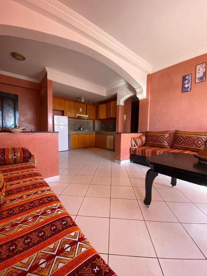 Appartement 6 Et 7 Deux Chambres Et Salon Vue Sur Piscine