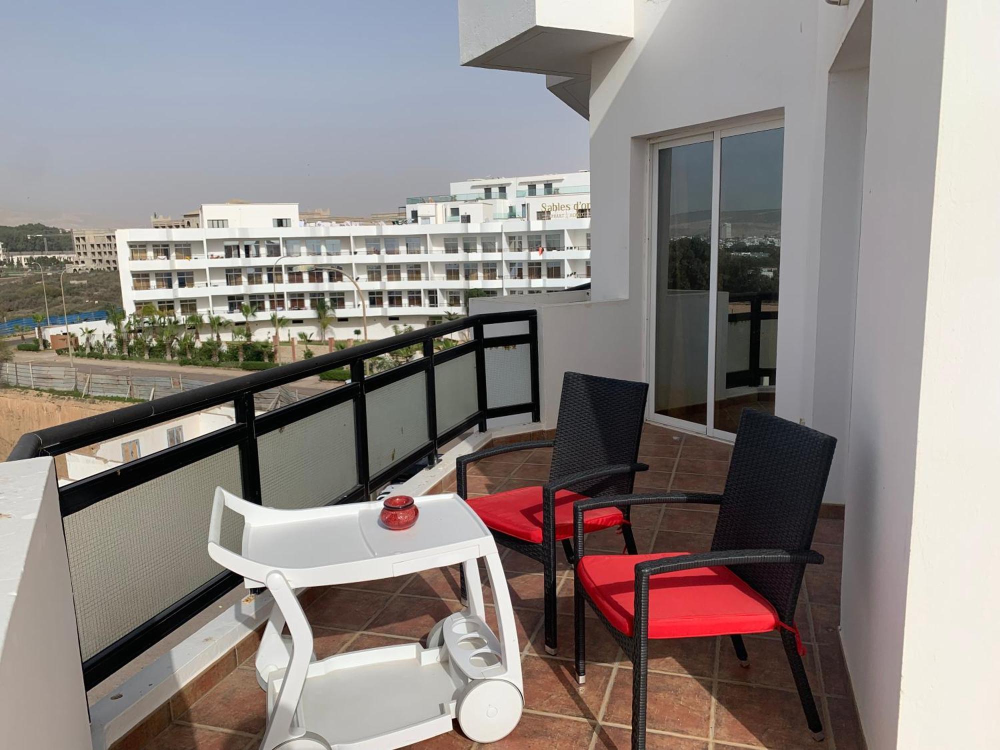 1 Piscine Terrasse Apartment Agadir