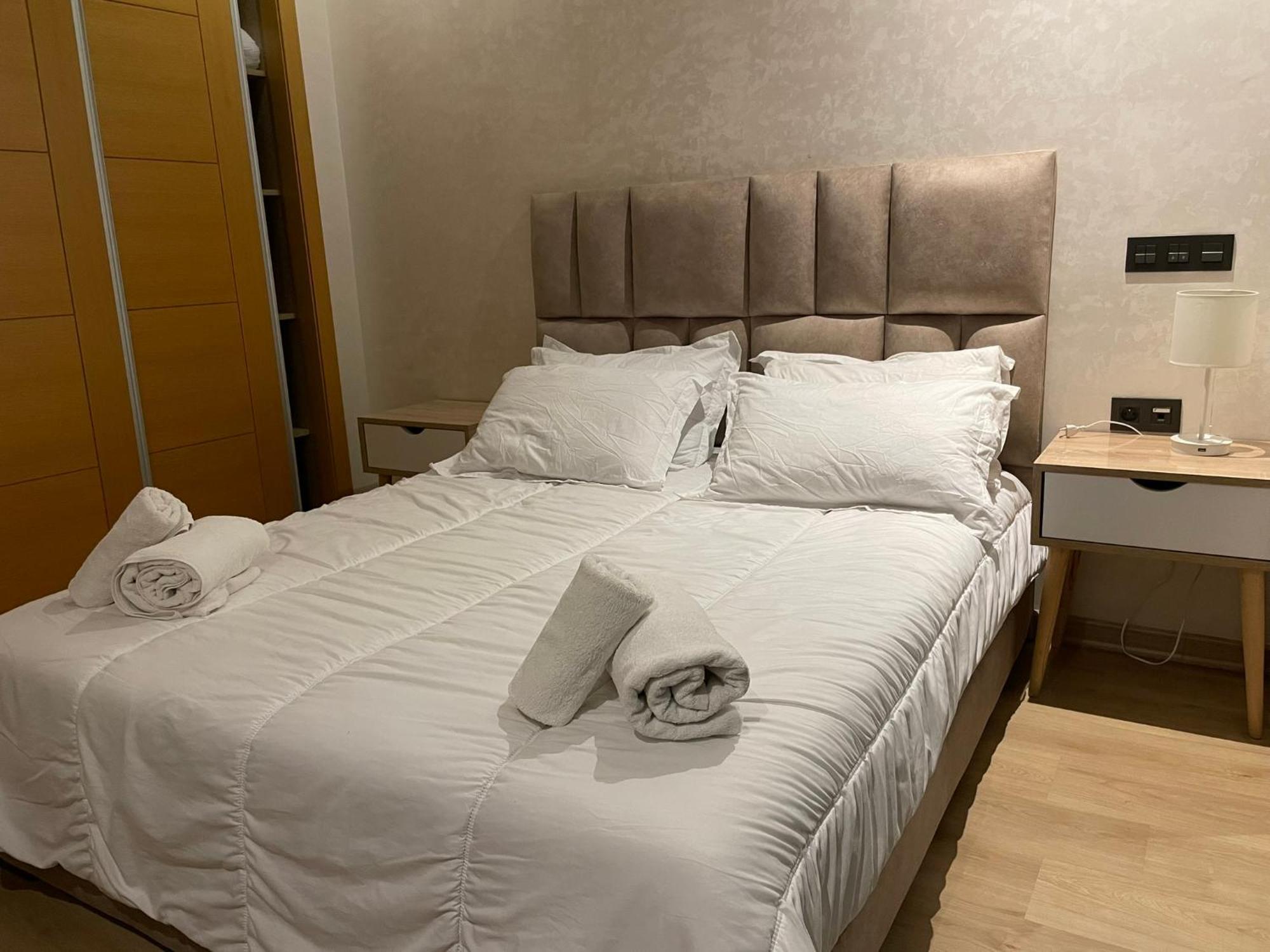 Fayb-sweet-home-1 - Bay Apartment
