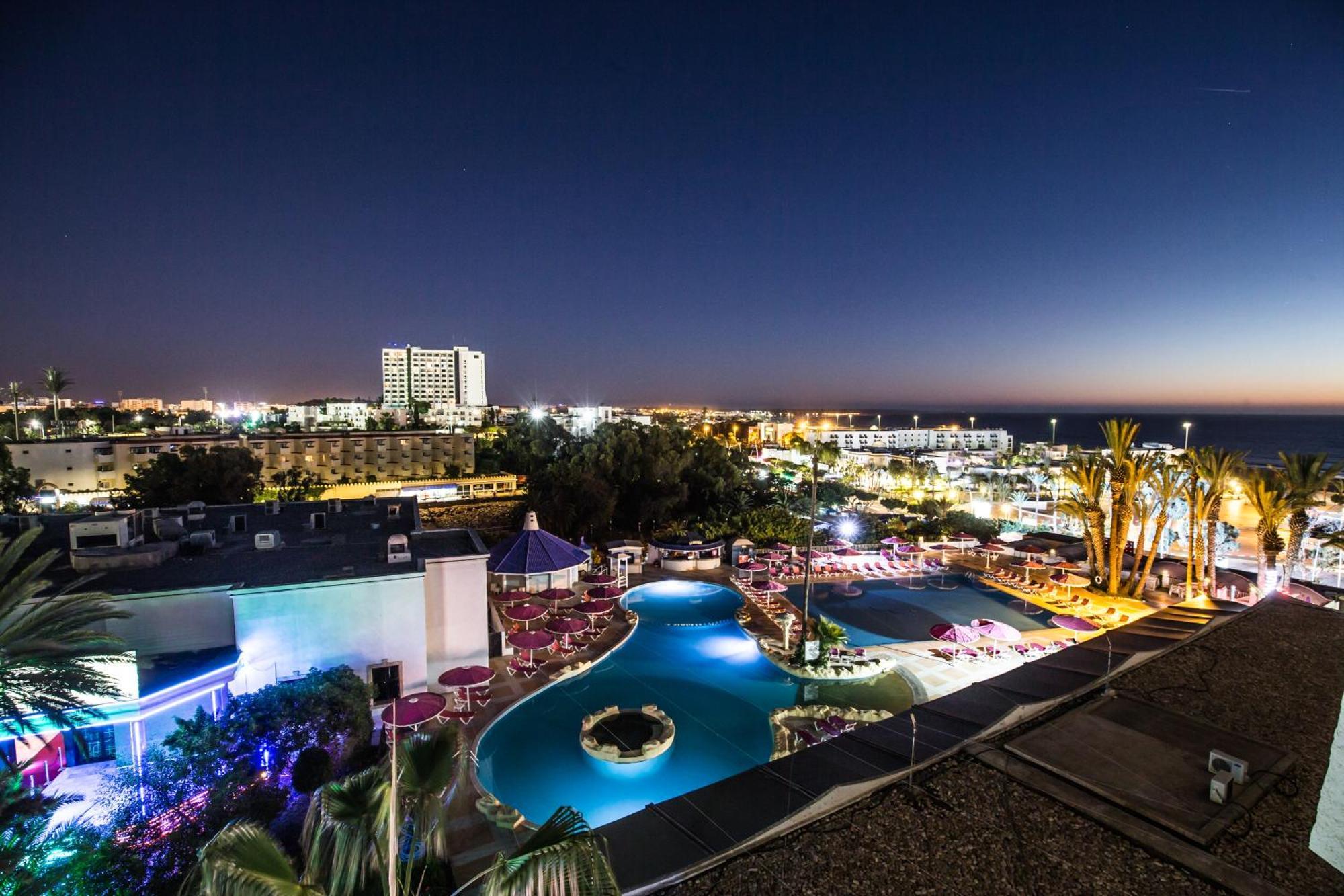 Royal Mirage