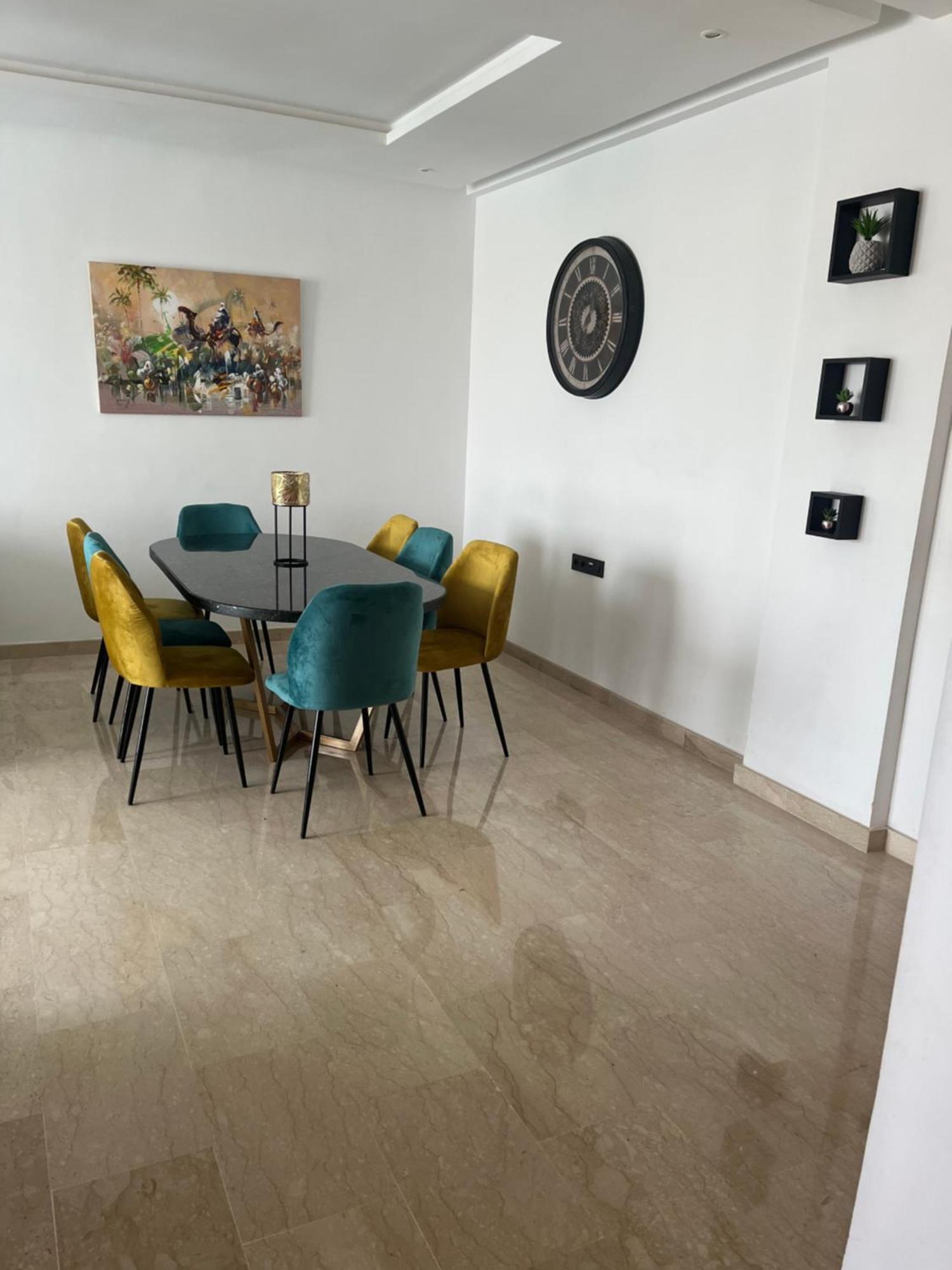 Bay 2 Apartment