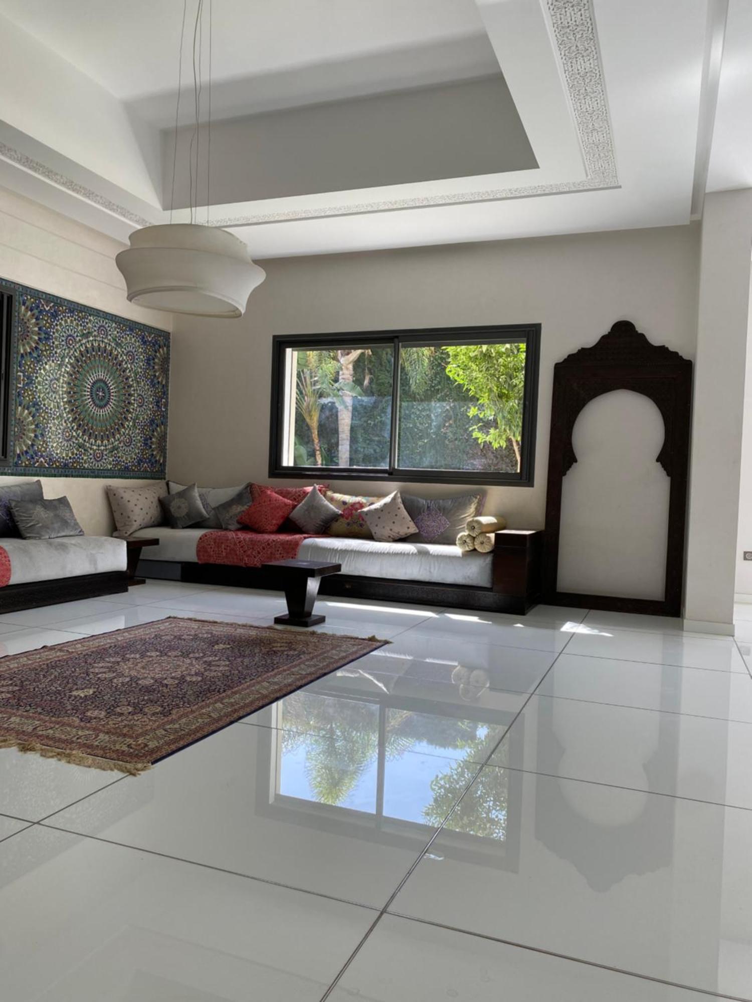 Luxurious With 5 Bedrooms In Villa