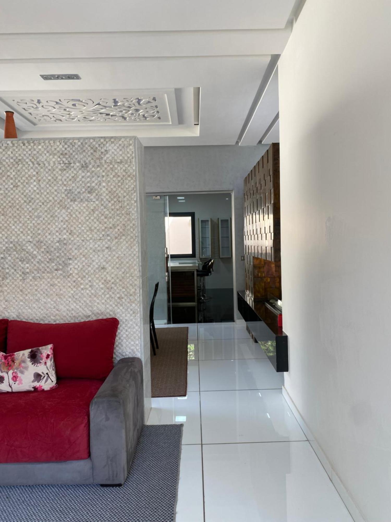 Luxurious With 5 Bedrooms In Villa *