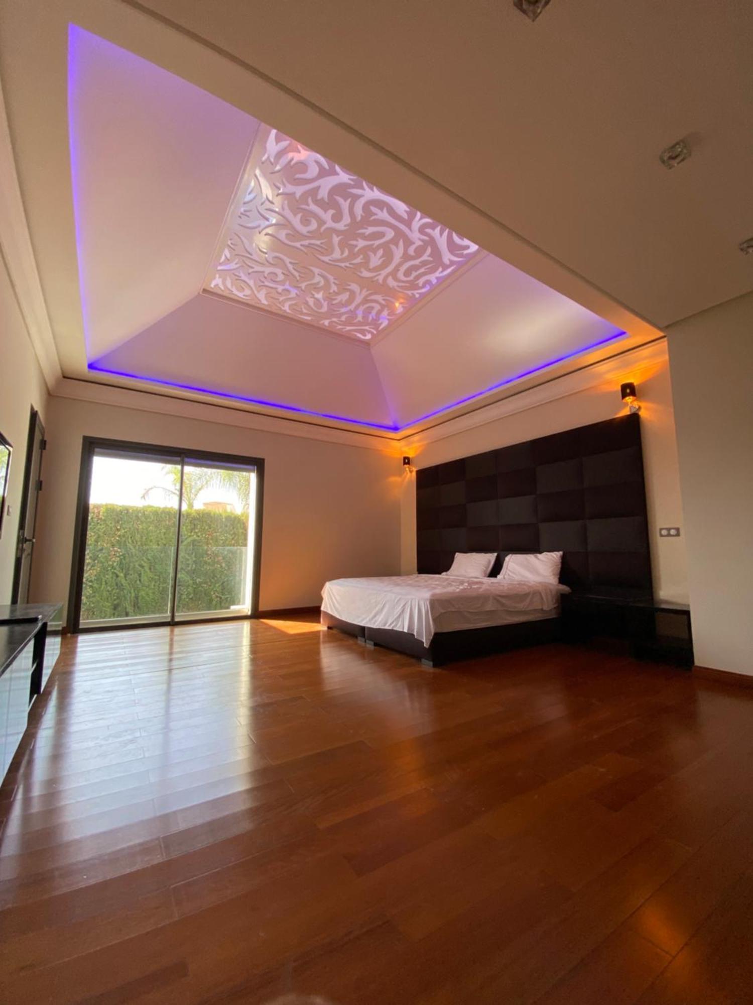 Luxurious With 5 Bedrooms In Agadir