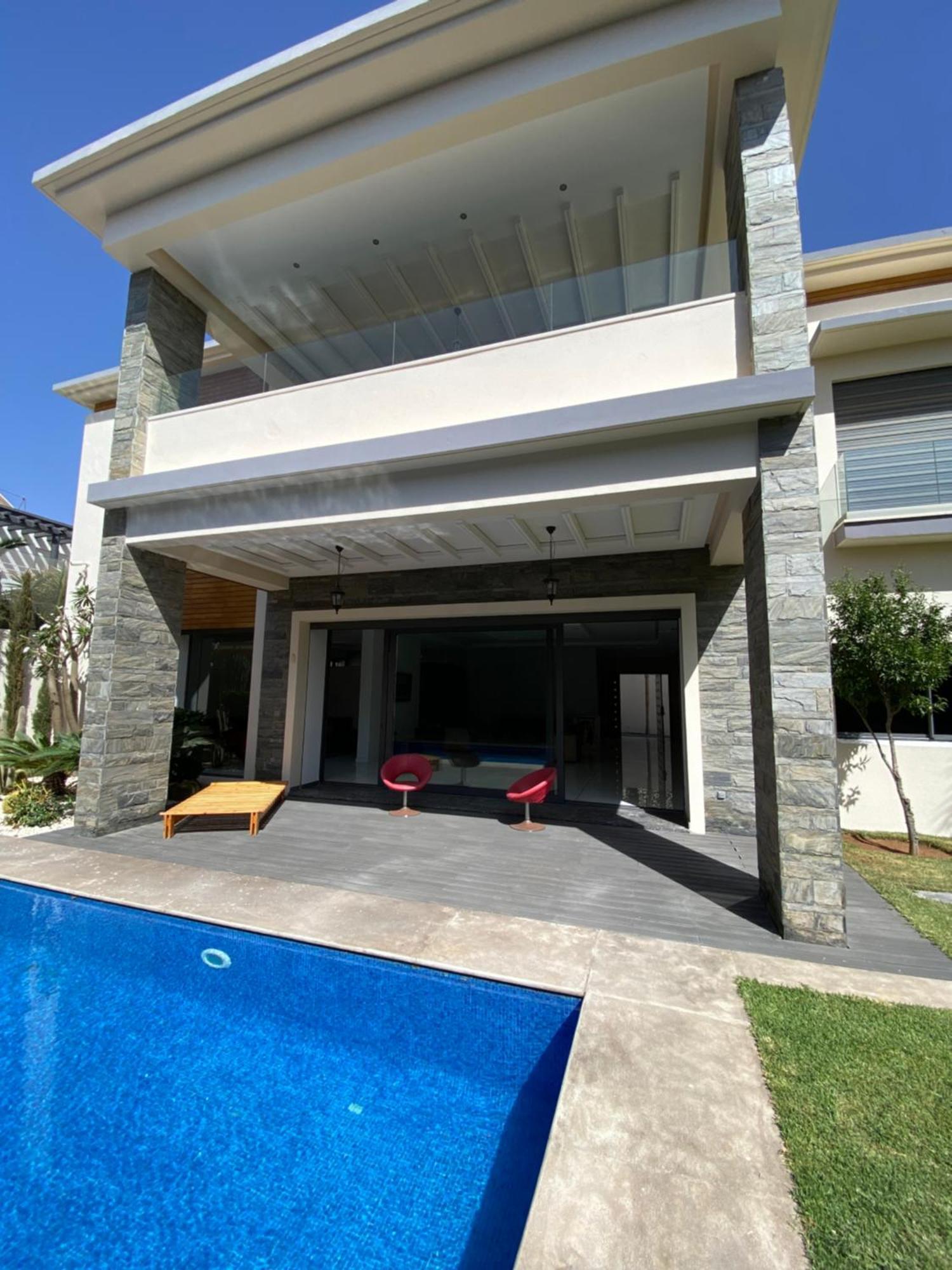 Luxurious With 5 Bedrooms In * Agadir