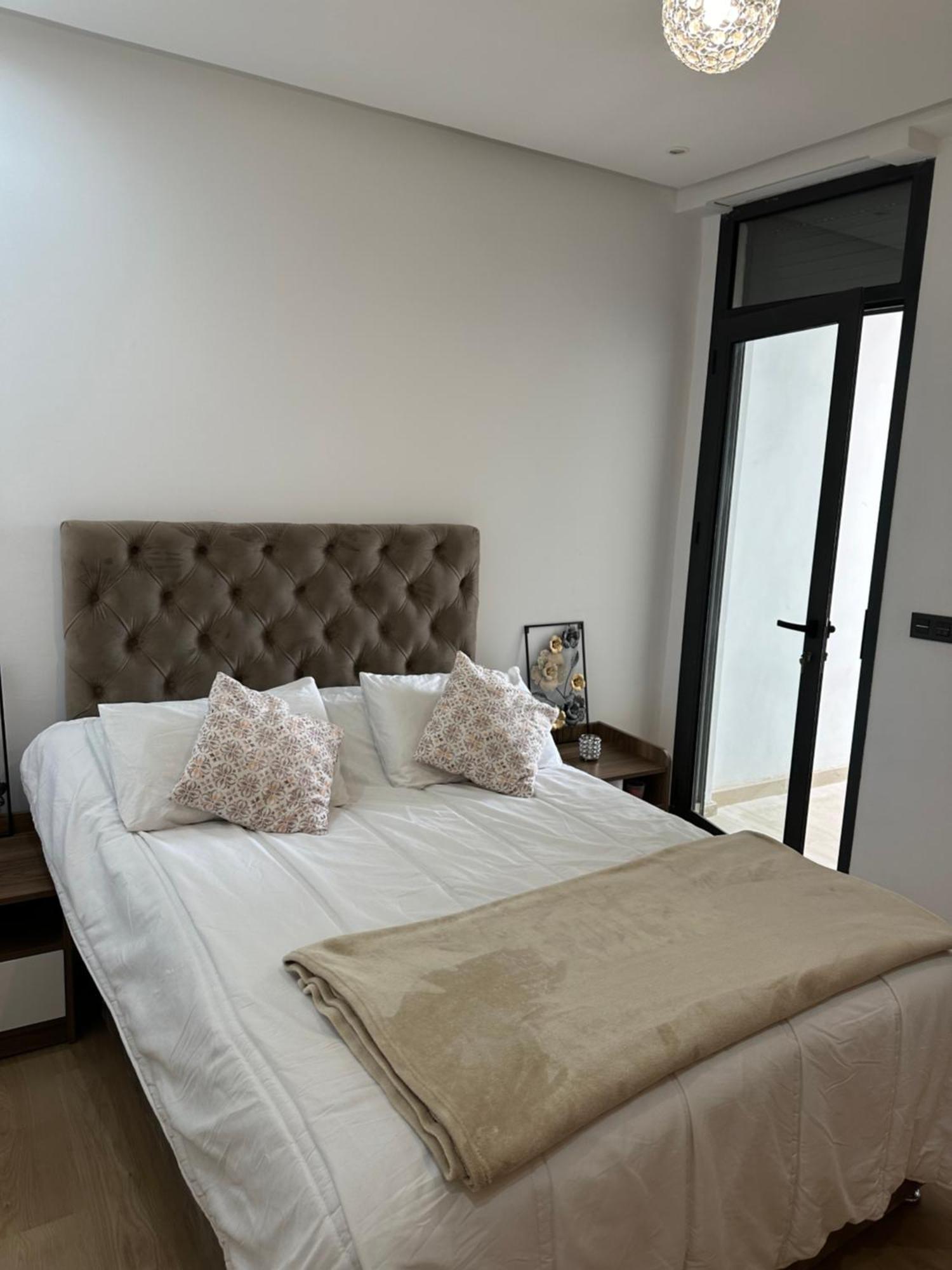 Apartment Bay 2