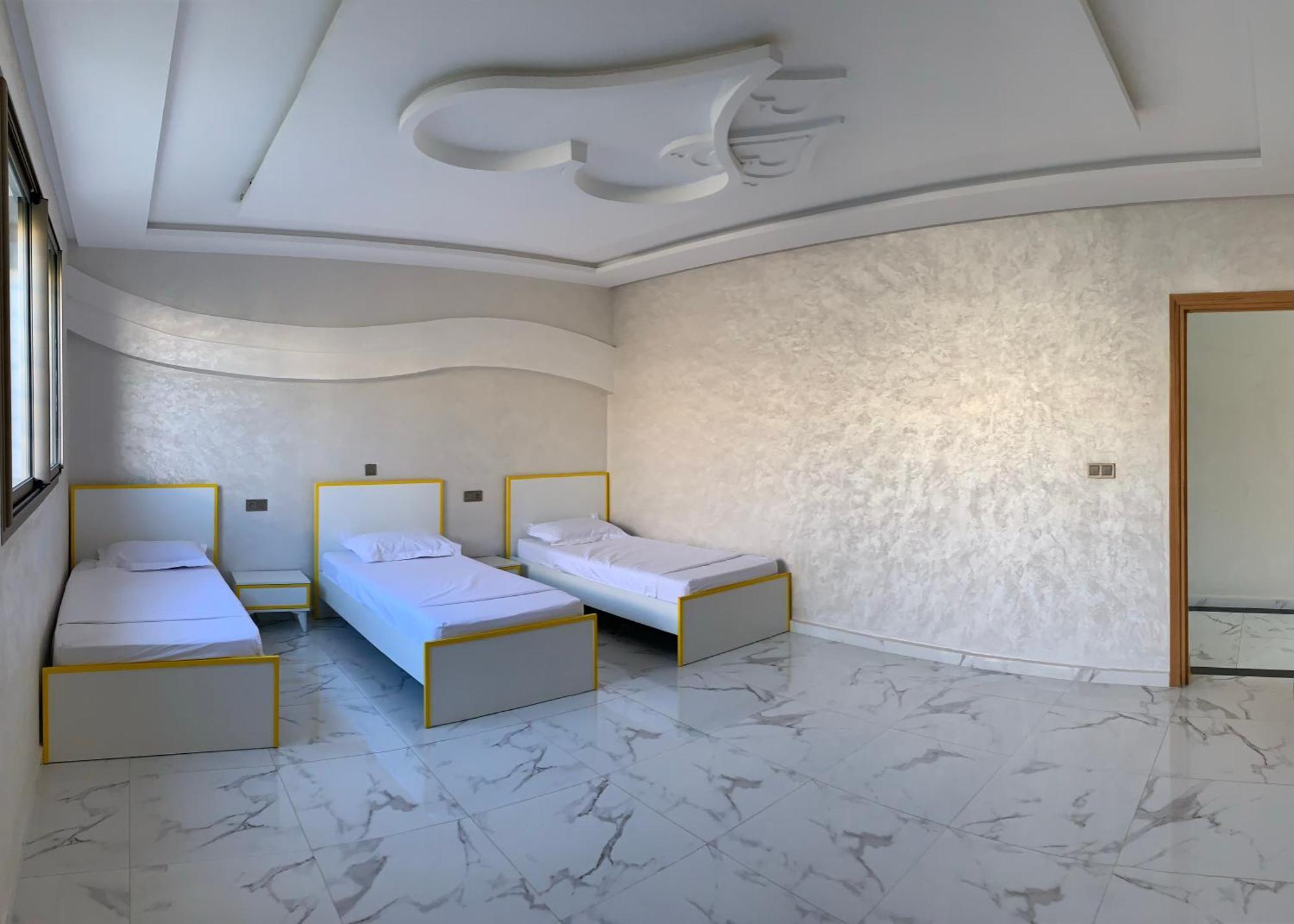 Villa Avec Piscine A Golf *