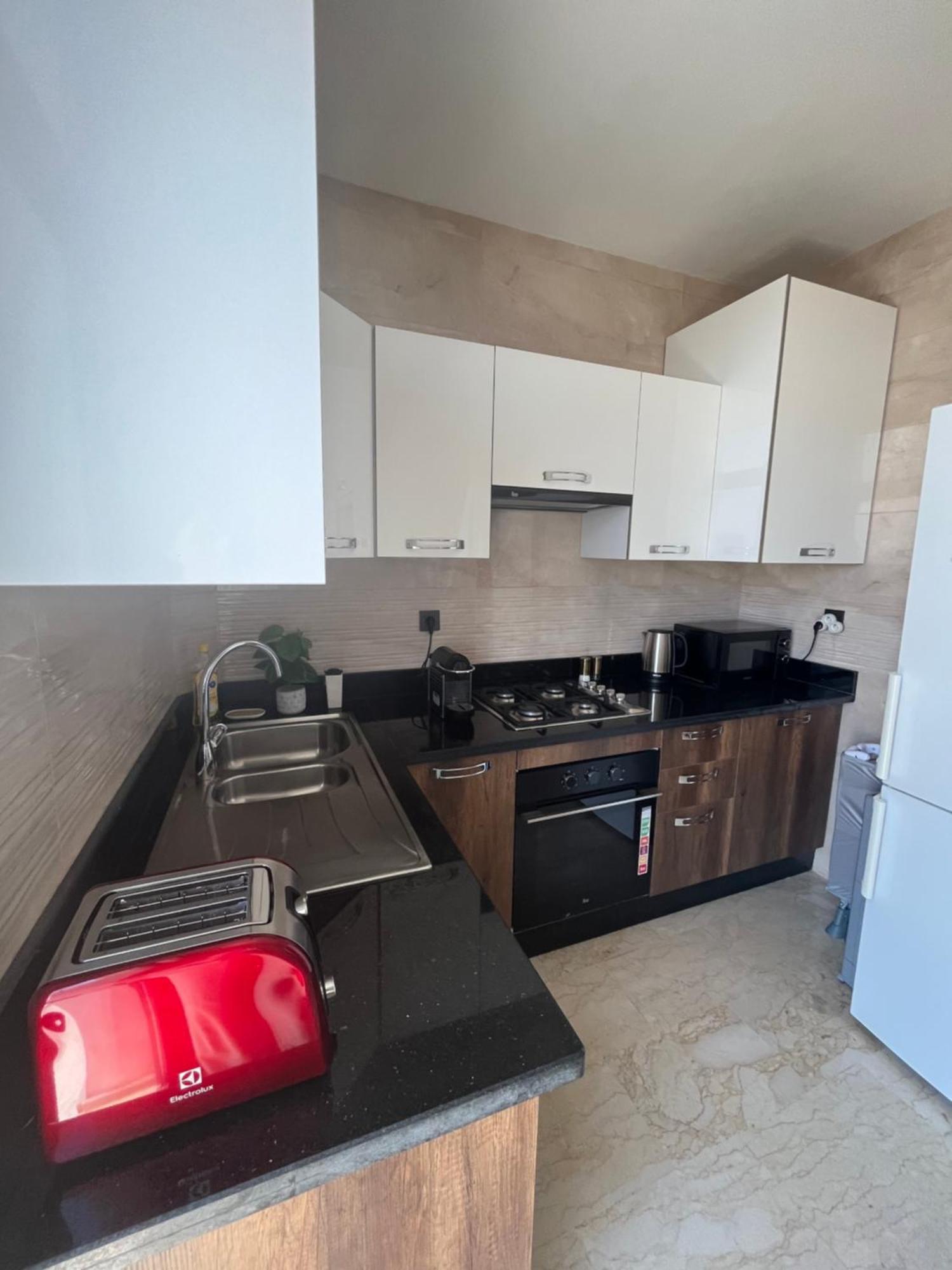 Bay Apartment