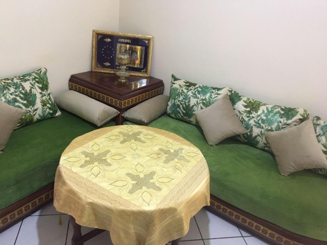Apartment Spacieux Et Bien Desservi A *