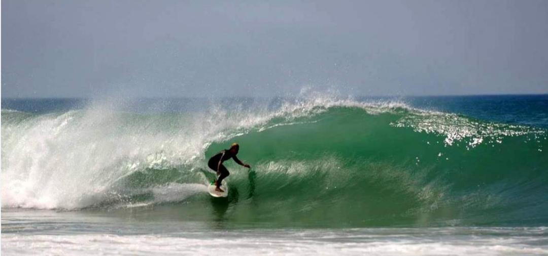 Surfing Apartment