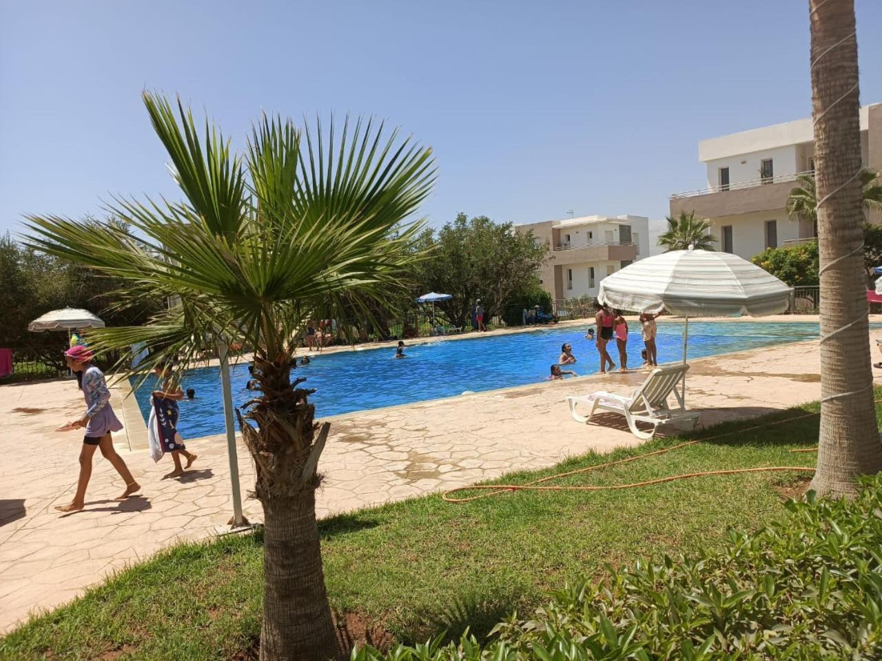 Bel Au Pied De La ,lunja Imi Ouaddar * Agadir