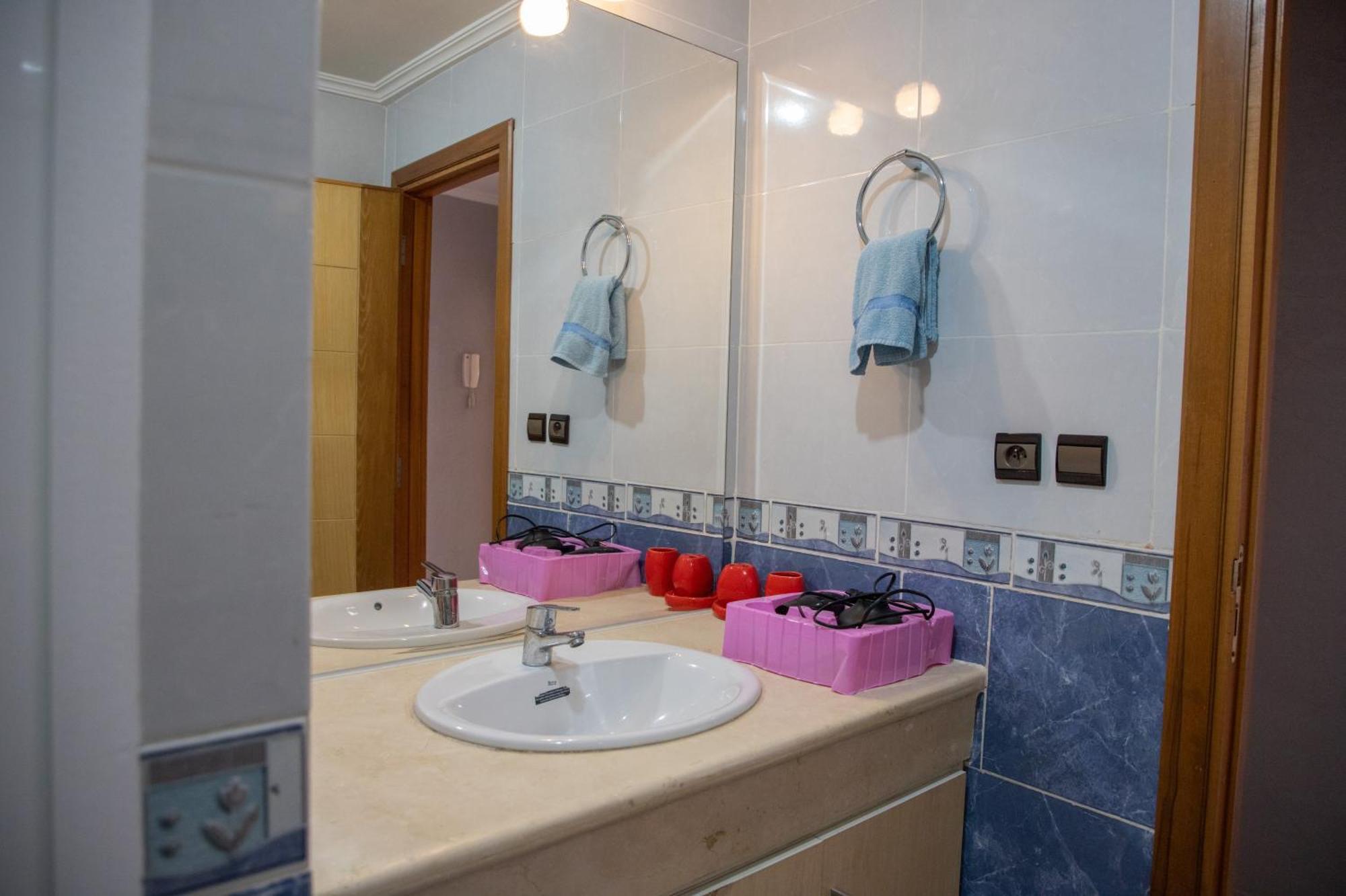 Peaceful In Hay Al Mohammad, Apartment