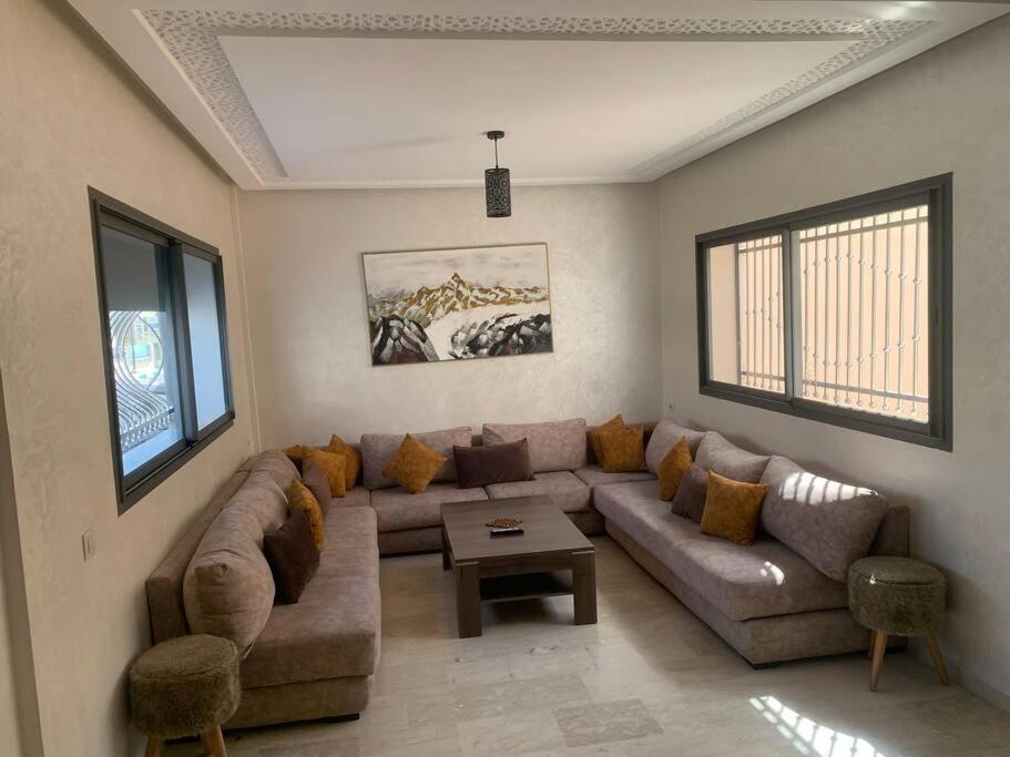 - Duplex A Villa