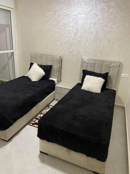 Apartment Lux And Cozy Close To