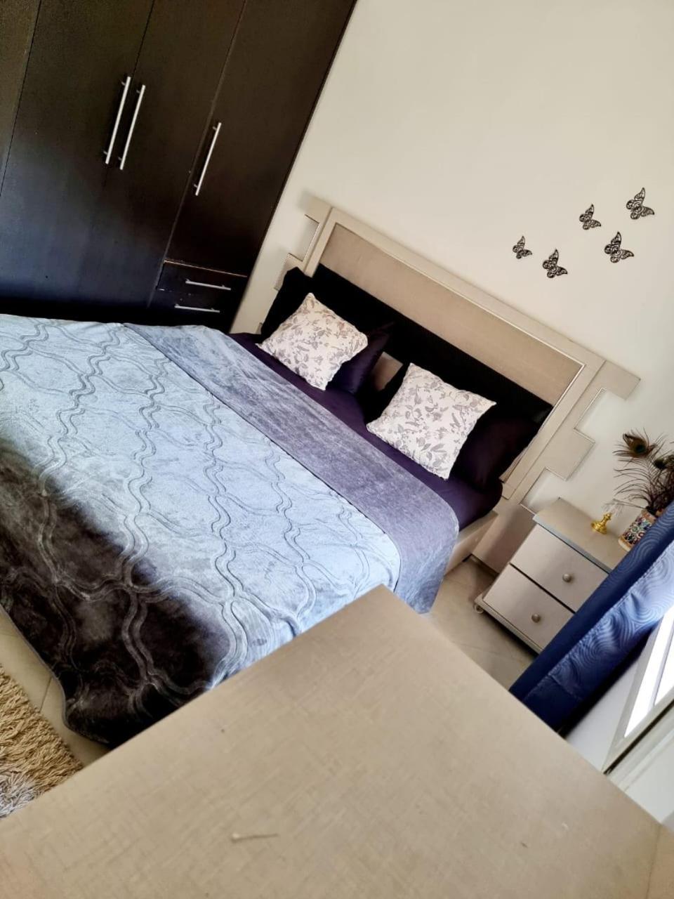 2 Min De La Apartment *
